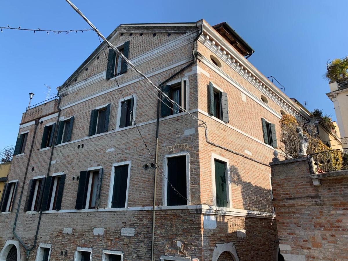 Casa Verde Canal View * Venedig